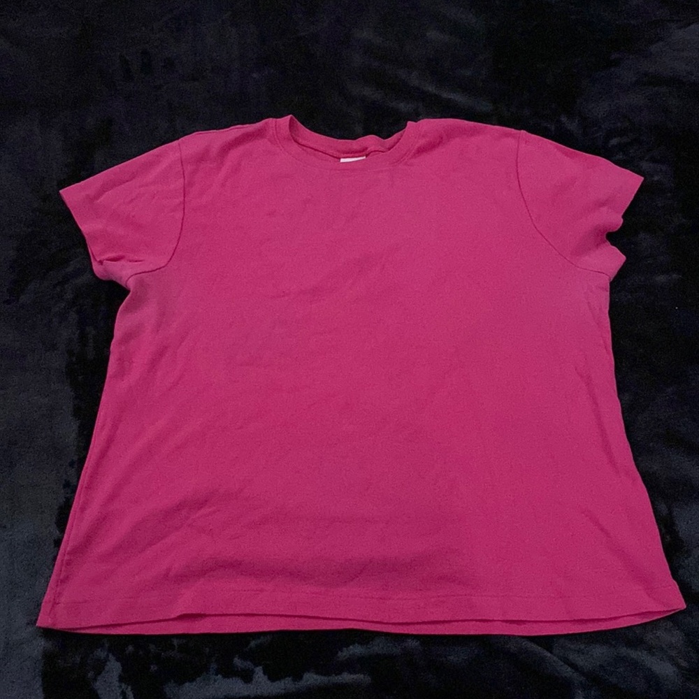 Pink t-shirt